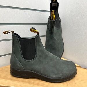 Blundstone #2055 MEN'S ALL-TERRAIN CHELSEA BOOTS - RUSTIC BLACK - Size 10.5